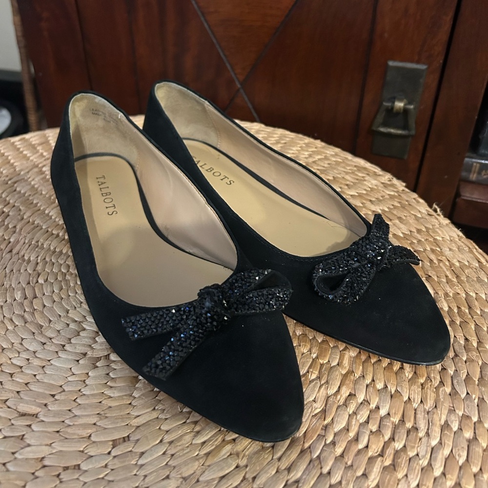 Talbots Suede Black Pointed toe ballet flats with Bow embellished holiday party
